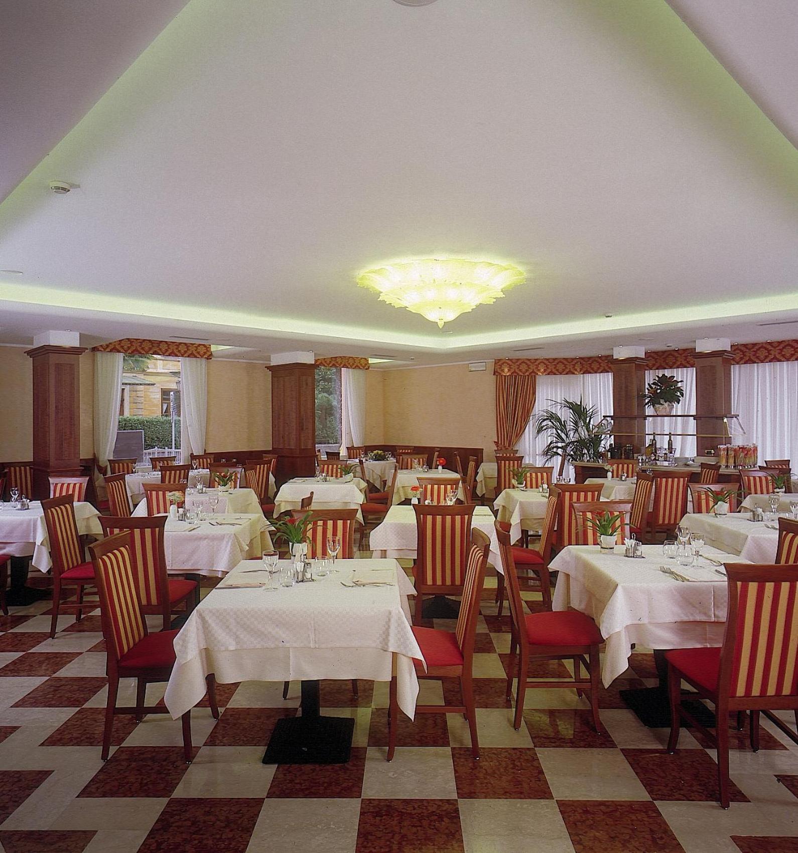 Hotel Olivo Arco Luaran gambar