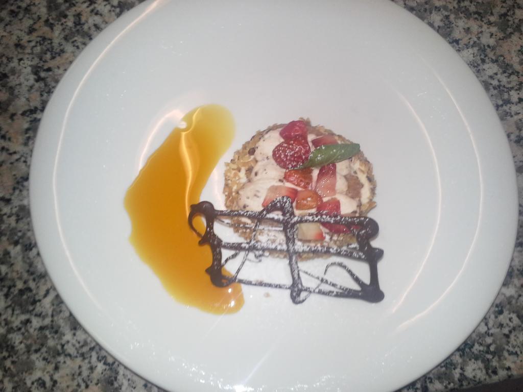 Hotel Olivo Arco Luaran gambar